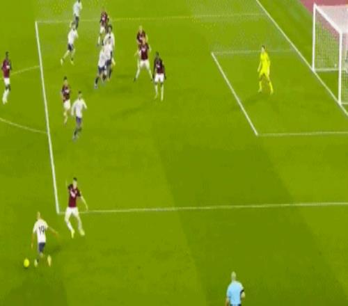 穆勒,歐冠首秀與,年決賽進球,宝威体育,宝威体育官网,宝威体育官方,宝威体育下载